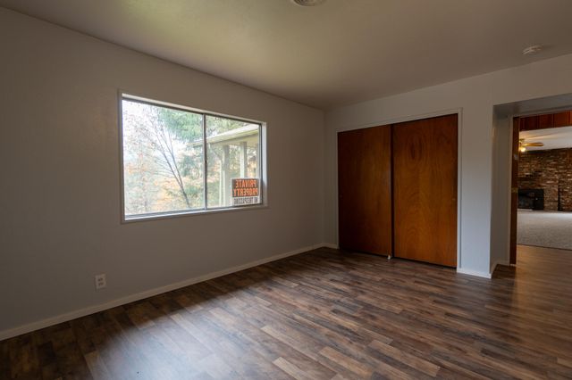 138 Sam Lee Drive, Weaverville, CA 96093