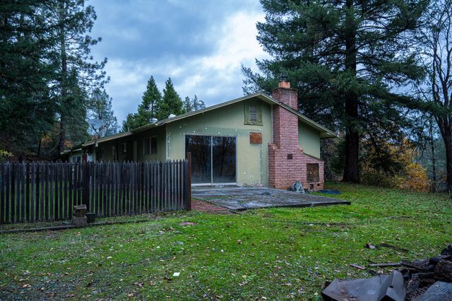 138 Sam Lee Drive, Weaverville, CA 96093