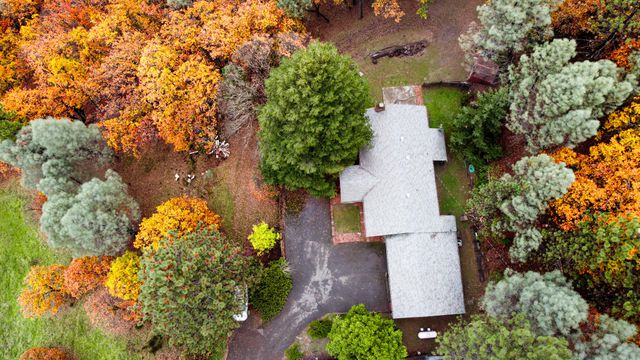 138 Sam Lee Drive, Weaverville, CA 96093