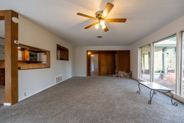 138 Sam Lee Drive, Weaverville, CA 96093