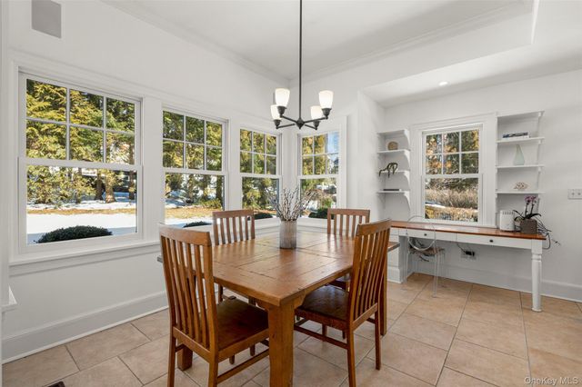 25 Huguenot Drive, Larchmont, NY 10538