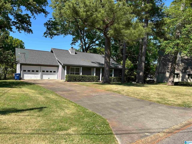 1143 SHADY LANE CIRCLE, Talladega, AL 35160