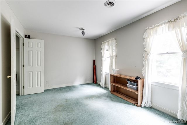 9330 Raven Wing Dr, Chesterfield, VA 23832