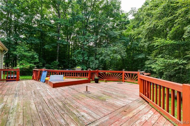 9330 Raven Wing Dr, Chesterfield, VA 23832