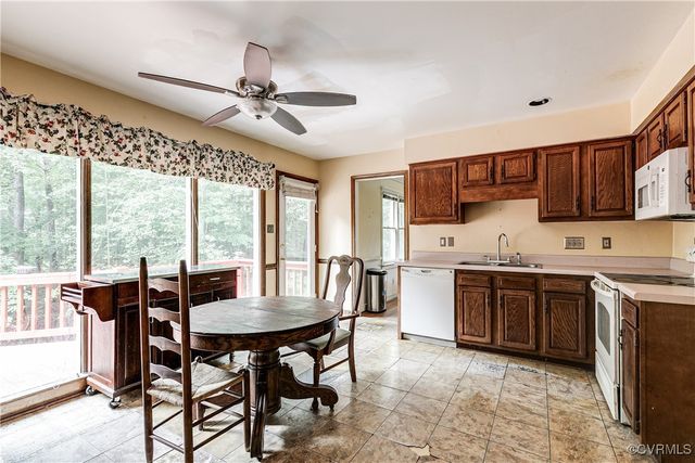 9330 Raven Wing Dr, Chesterfield, VA 23832