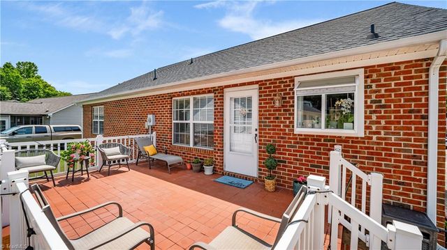 108 Larkspur Lane, Thomasville, NC 27360