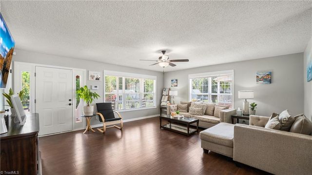 108 Larkspur Lane, Thomasville, NC 27360