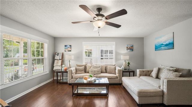 108 Larkspur Lane, Thomasville, NC 27360