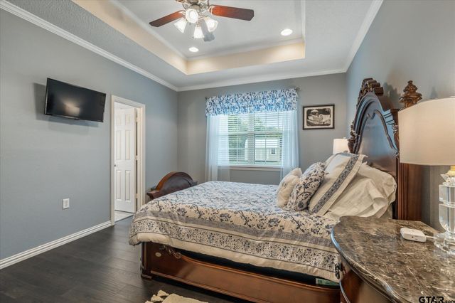 22206 Ellis Dr, Chandler, TX 75758