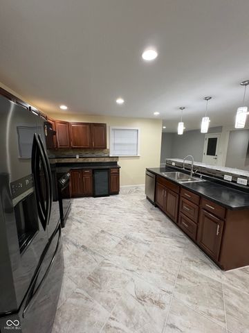 7638 E 37th Place, Indianapolis, IN 46226