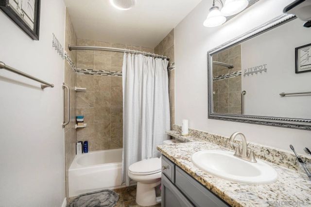 12543 Via Diego, San Diego, CA 92040