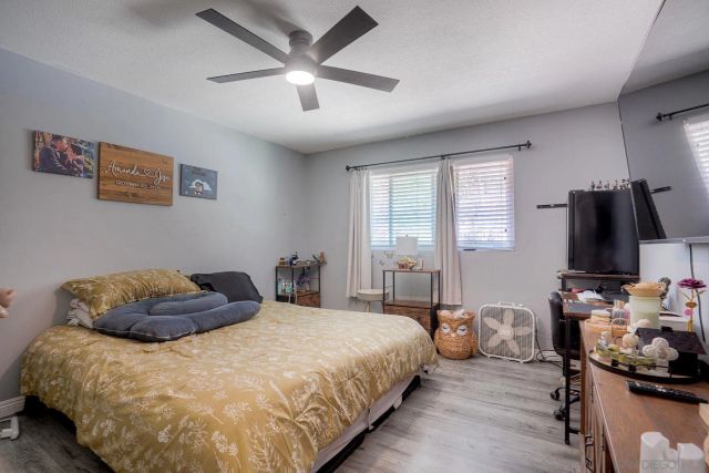 12543 Via Diego, San Diego, CA 92040