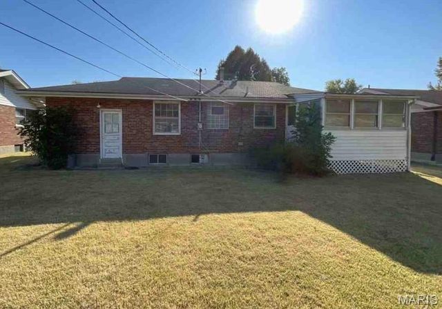 315 S Dellwood Drive, St Louis, MO 63135