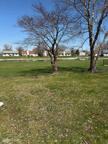 6018 Riva Ridge Drive, Indianapolis, IN 46237