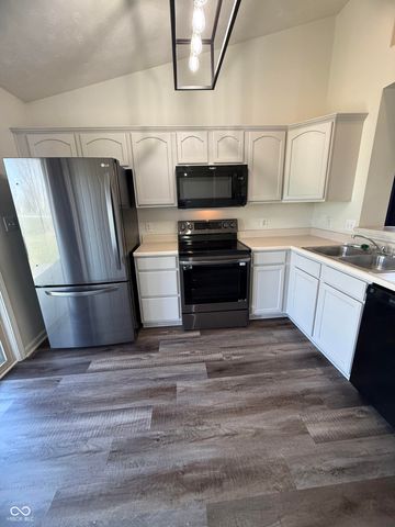 6018 Riva Ridge Drive, Indianapolis, IN 46237