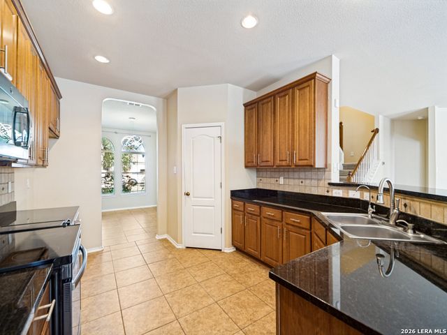 10214 CASPIAN BND, San Antonio, TX 78254