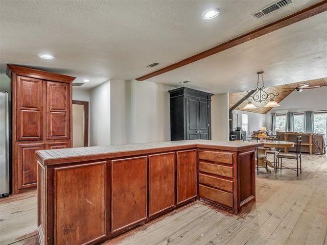 601 SE 108th Avenue, Norman, OK 73026