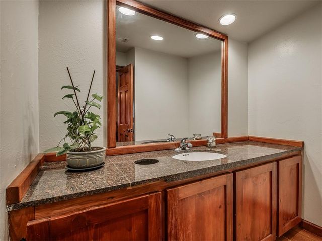 601 SE 108th Avenue, Norman, OK 73026