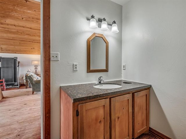 601 SE 108th Avenue, Norman, OK 73026