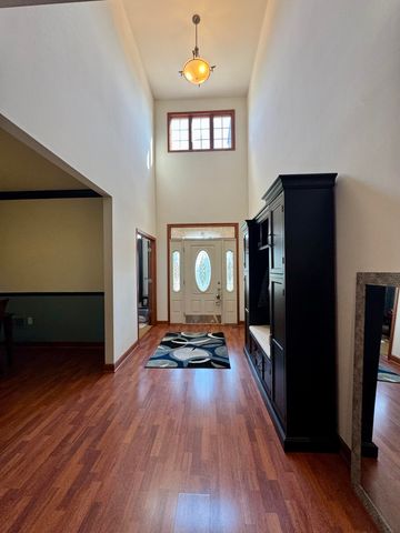 9204 Wright Street, Merrillville, IN 46410