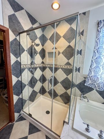 9204 Wright Street, Merrillville, IN 46410