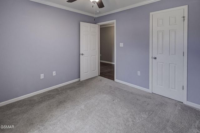 1010 Stones Throw Lane, Sevierville, TN 37876