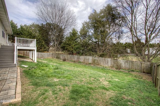 1010 Stones Throw Lane, Sevierville, TN 37876