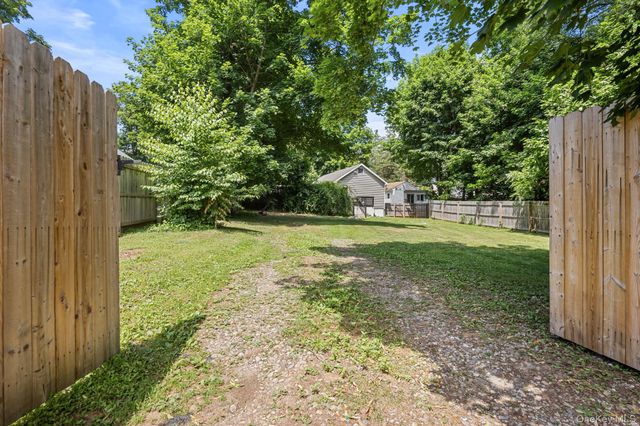 10 Batavia Road, Patterson, NY 12563