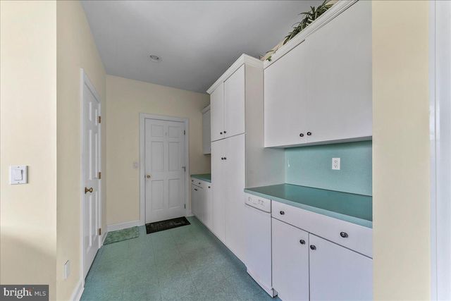 26 SAPPHIRE LN, Mohnton, PA 19540