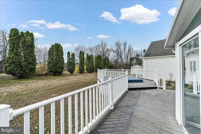 26 SAPPHIRE LN, Mohnton, PA 19540