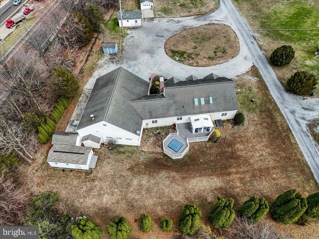 26 SAPPHIRE LN, Mohnton, PA 19540