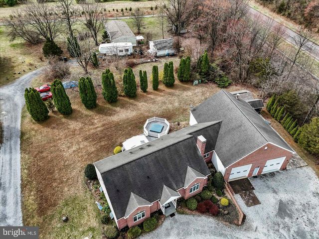 26 SAPPHIRE LN, Mohnton, PA 19540
