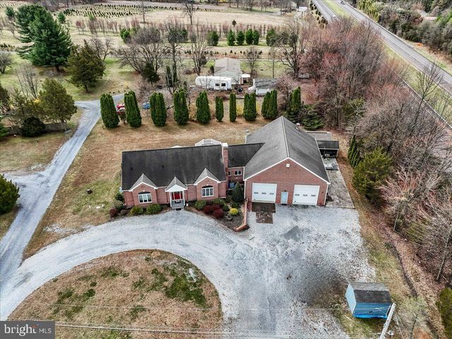 26 SAPPHIRE LN, Mohnton, PA 19540
