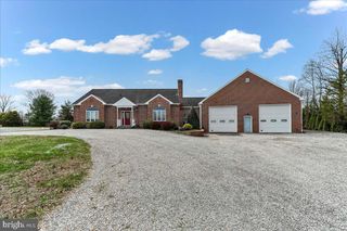 26 SAPPHIRE LN, Mohnton, PA 19540