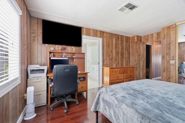 403 Chateau La Salle 403, San Jose, CA 95111