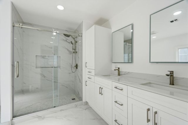 403 Chateau La Salle 403, San Jose, CA 95111