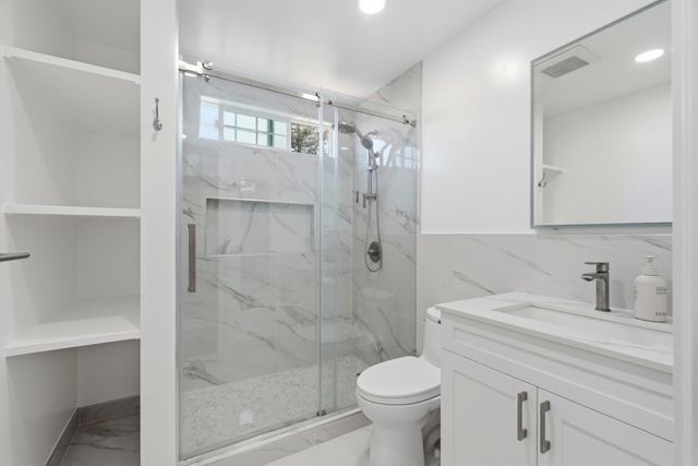 403 Chateau La Salle 403, San Jose, CA 95111