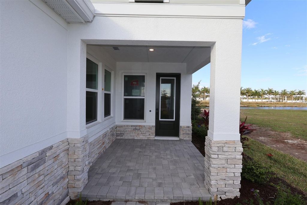 Image 3 of property listing at 2856 MARRAKESH LANE, Sarasota, FL 34234