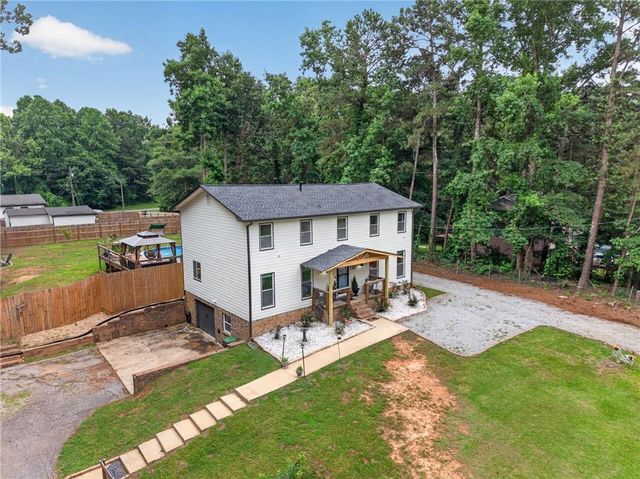 110 E Knight Drive, Carrollton, GA 30116