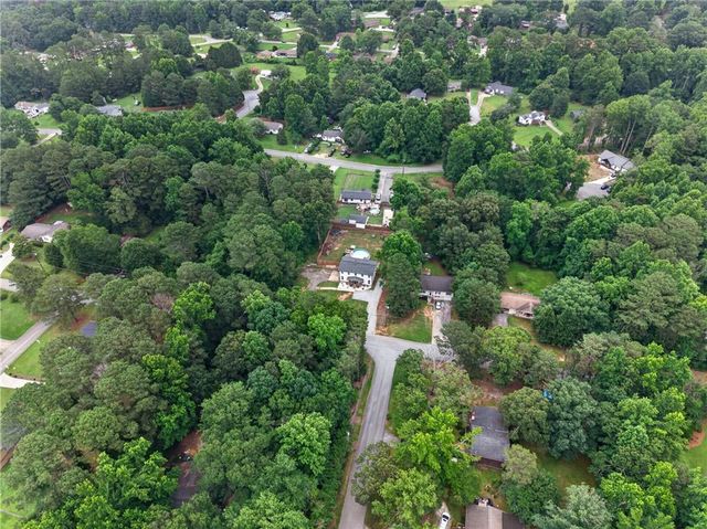 110 E Knight Drive, Carrollton, GA 30116