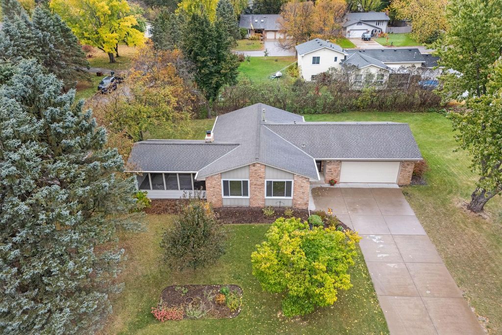 13611 Evergreen Lane N, Dayton, MN 55327