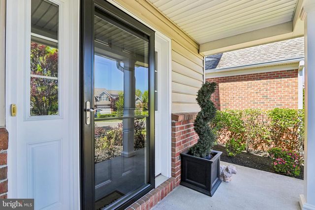 112 SARAZEN DR, Moorestown, NJ 08057