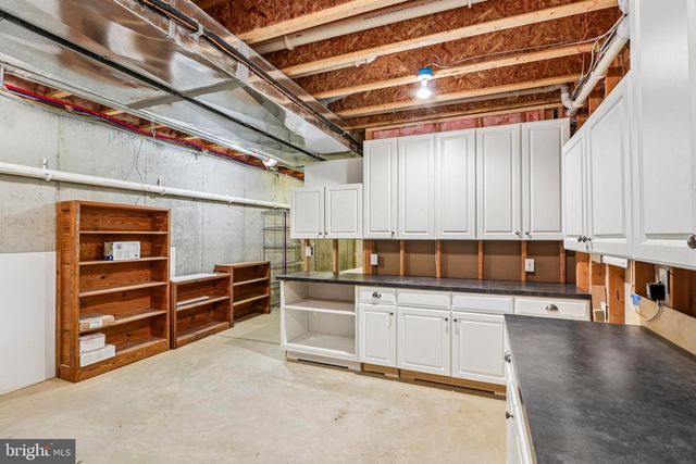 112 SARAZEN DR, Moorestown, NJ 08057
