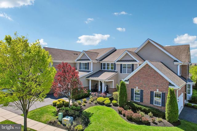 112 SARAZEN DR, Moorestown, NJ 08057