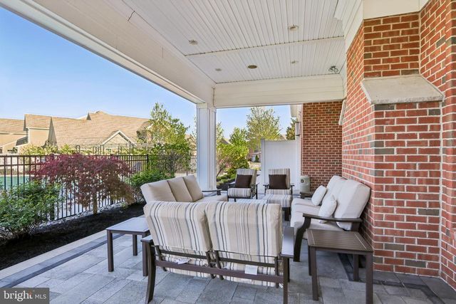112 SARAZEN DR, Moorestown, NJ 08057