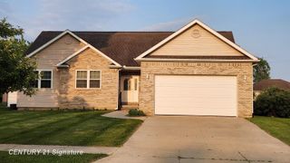 350 Wildflower Lane, Lapeer, MI 48446