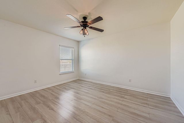 232 Millers LOOP, Jarrell, TX 76537