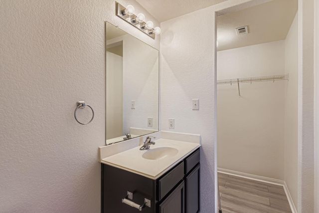 232 Millers LOOP, Jarrell, TX 76537