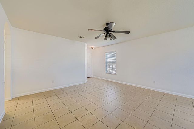 232 Millers LOOP, Jarrell, TX 76537