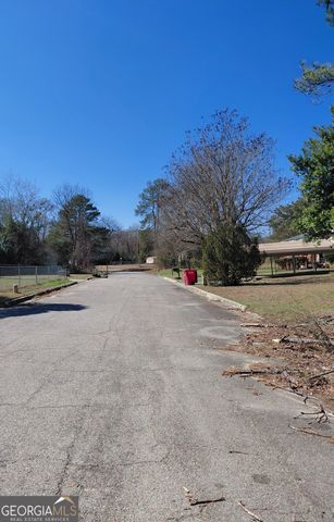 2844 Shamrock Lane, Macon, GA 31206